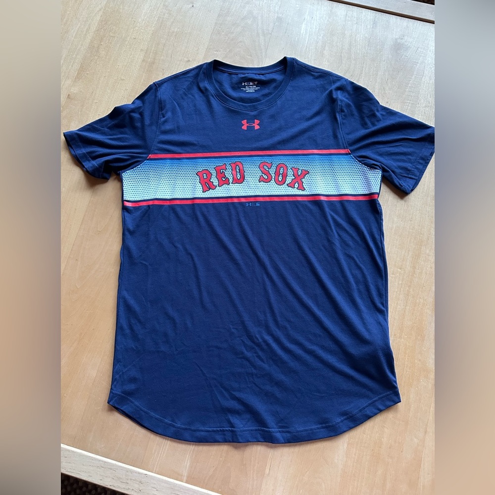Men’s Boston Red Sox Under Armour Tee shirt size XL